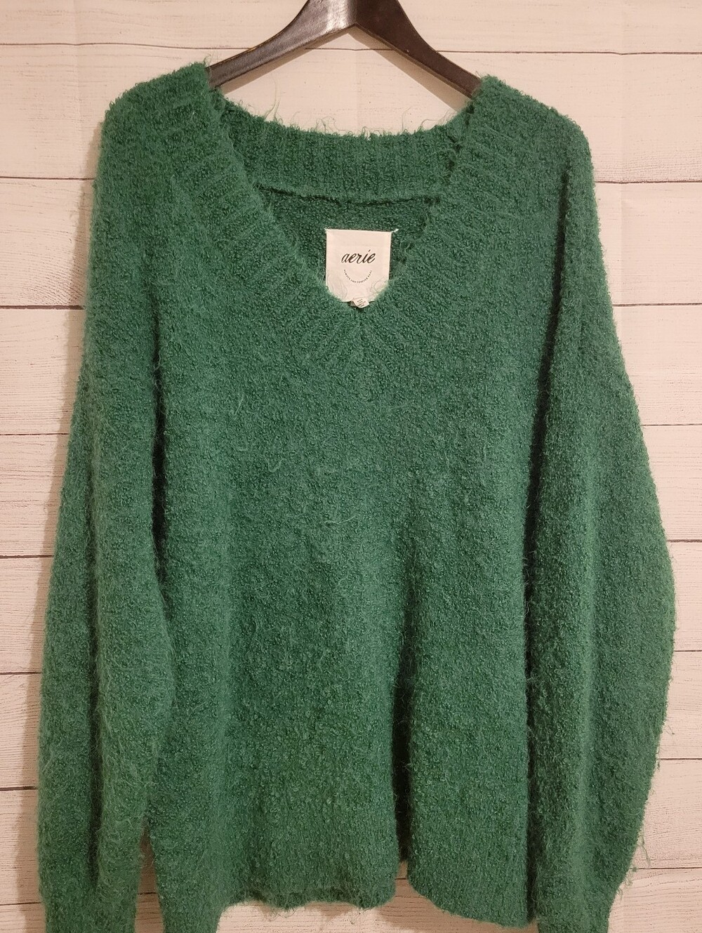 Aerie Teddy Boucle V Neck Sweater Large Cozy Stretch Oversized Green